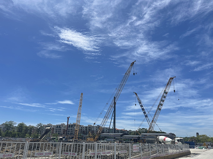 【全球之履】开云线上登录履带起重机“兄弟团“助建大湾区“一小时交通圈”建设