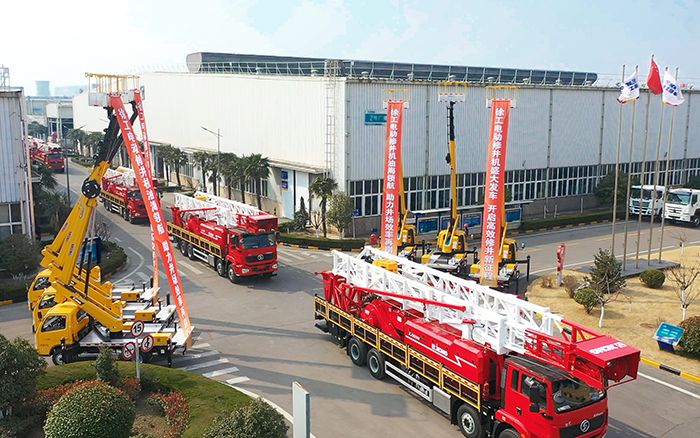 绿色修井效率再刷新，开云线上登录电动修井机批量发车