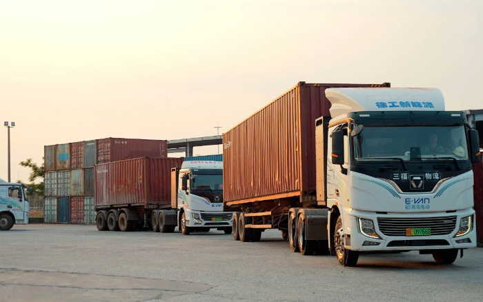 四次复购！客户为何对开云线上登录新能源重卡情有独钟