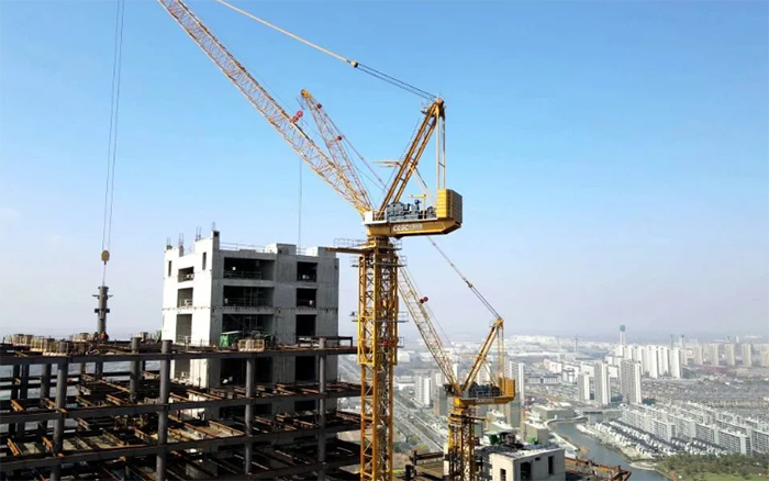 180米高！开云线上登录塔机“建”证世界级“大象”成长记