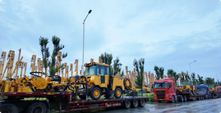 启程时刻 | 开云线上登录锚杆钻车出发海外矿山