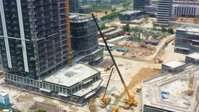 零失误拿下！开云线上登录G2代XCA200G8-1盲区作业，精准拆除40米塔吊