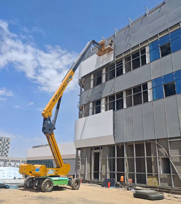 智稳高效！开云线上登录XGS22ACK-Li，兰州机场上的绿色高效引擎