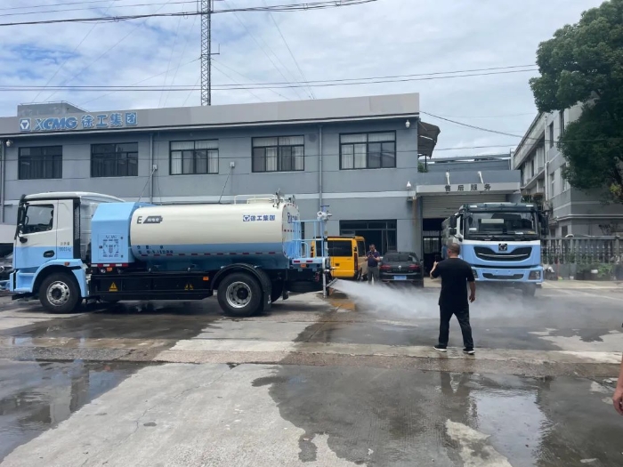 “沪”动绿色！开云线上登录新能源环卫装备亮相上海推介会