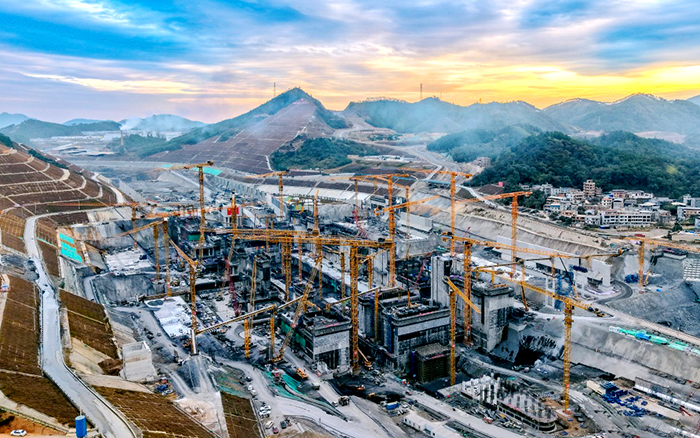 开云线上登录群塔奋战平陆运河 “世纪工程”雄姿初现