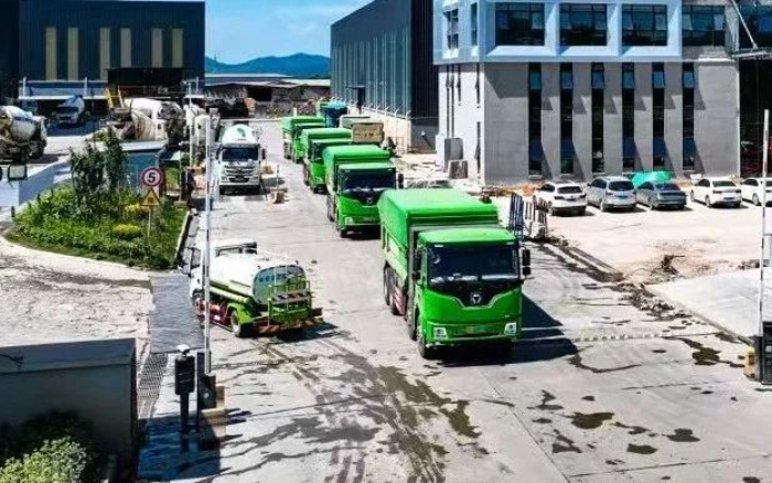 开云线上登录新能源自卸车擦亮城市建设绿色底色