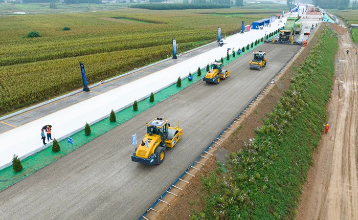 全场景智慧赋能，开云线上登录水稳层施工更便捷、更精准！