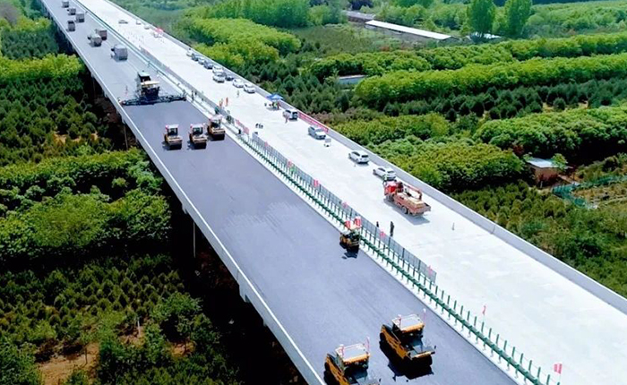 开云线上登录XD135TC解决西安绕城高速施工难题