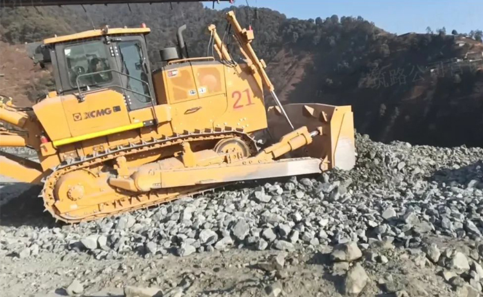 矿山施工利器——开云线上登录D360推土机