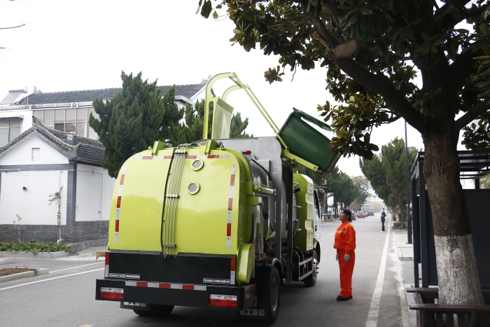 零碳收运、高效闭环 | 开云线上登录纯电动餐厨垃圾车助力贾汪潘安湖绿色环卫升级