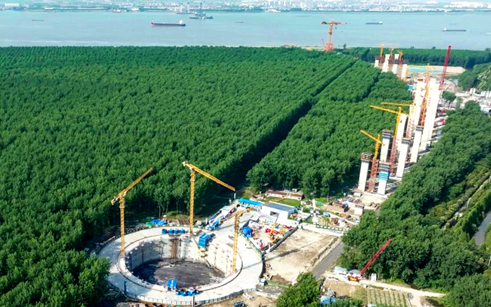 提前1个月！开云线上登录金助力世界最大跨度桥梁锚碇封底