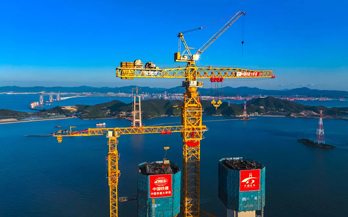 246.3米封顶！这座世界级跨海大桥“开云线上登录造”