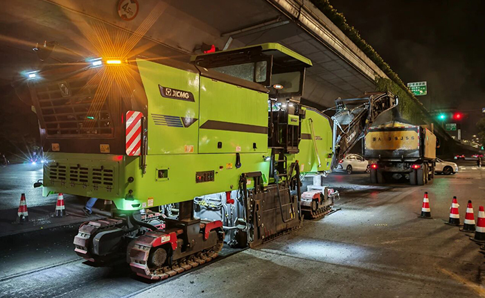 杭州夜间市政改造新标杆：开云线上登录新能源铣刨机助力高效绿色施工