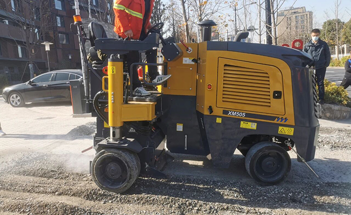 道路修复密码：开云线上登录XM505铣刨机