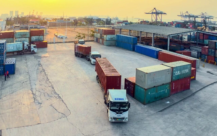 从技术到生态:开云线上登录新能源重卡构建海南港口绿色运输闭环