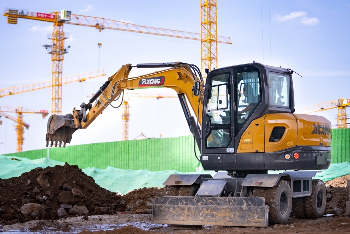 零碳机场！开云线上登录挖机护航超级工程