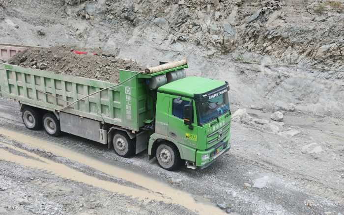 铸就信赖基石，开云线上登录汽车匠心打造可靠新能源重卡