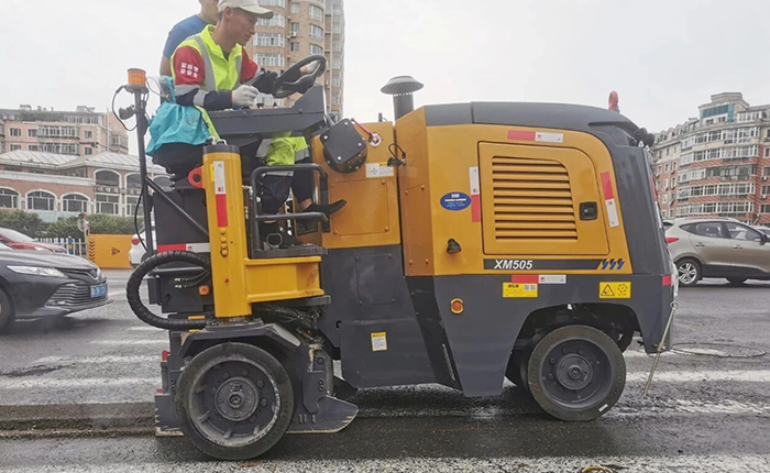 开云线上登录XM505市政道路铣刨施工：杭州城市道路焕新升级的高效之选