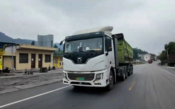 9.9分！西南大客户点赞开云线上登录新能源重卡