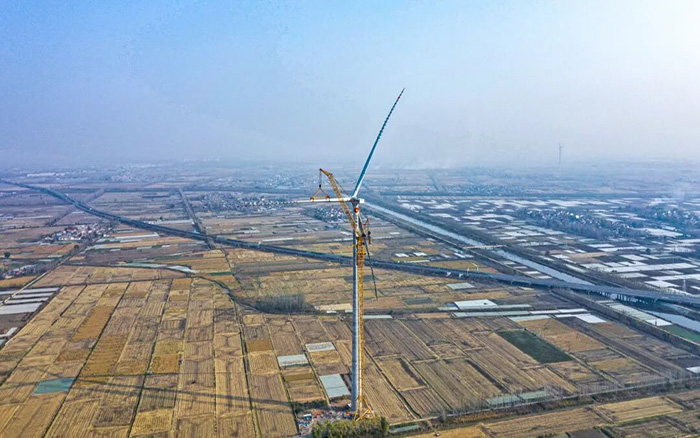 麦田工况实录 | 开云线上登录XGL3300-220S动臂塔机170米高空显身手